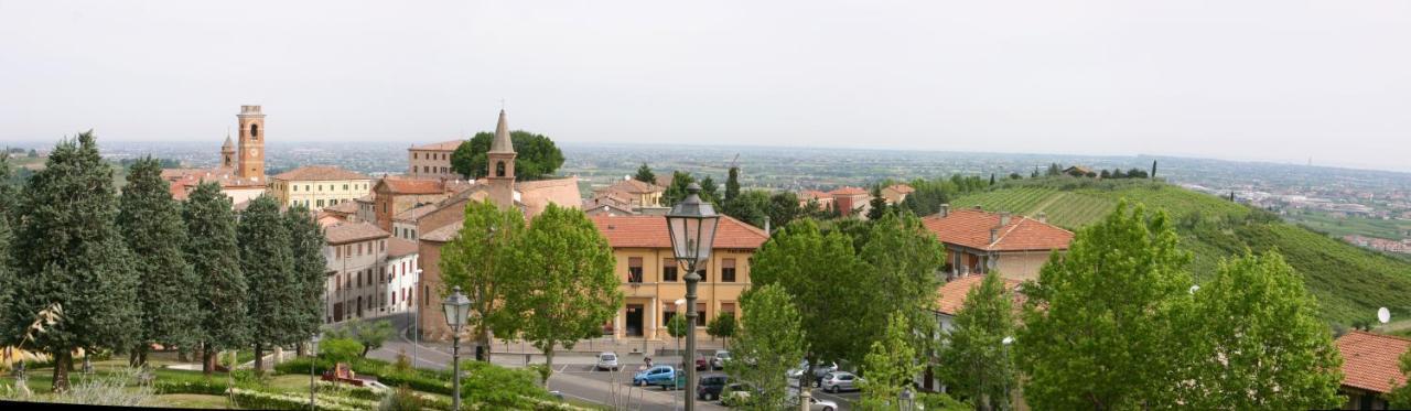 Ca Bianca Hotel Montiano  Exterior photo